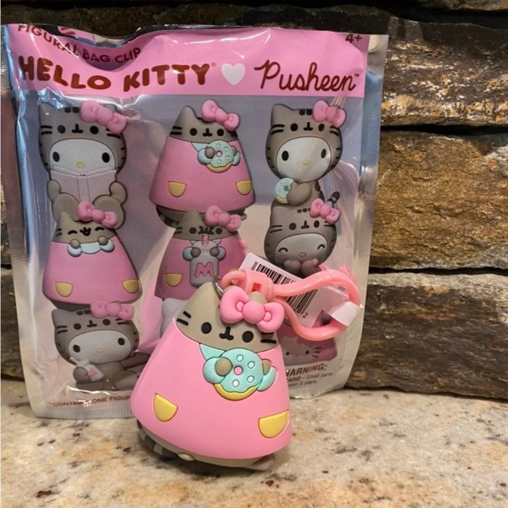 NWT Hello Kitty x pusheen figural bag clip - pusheen in dress with donut - Picture 1 of 1